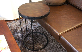 PERCEN SIDE TABLE